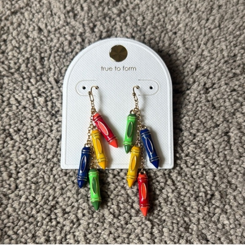 ✨️True To From Crayon Dangling Colorful Crayons 🎁✨️